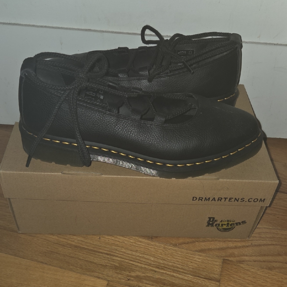 Dr. Martens Back Elphie II